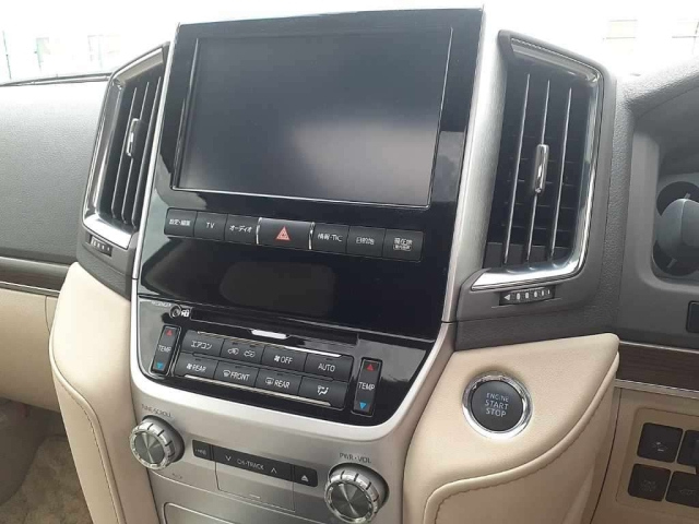 TOYOTA LAND CRUISER 2021