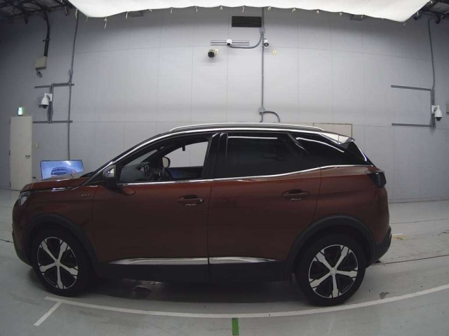 PEUGEOT 3008 2019