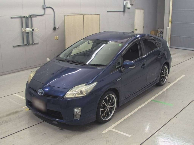 TOYOTA PRIUS 2010