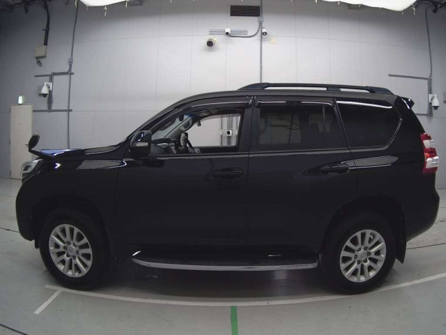 TOYOTA LAND CRUISER PRADO 2015