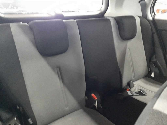 TOYOTA IST 2010