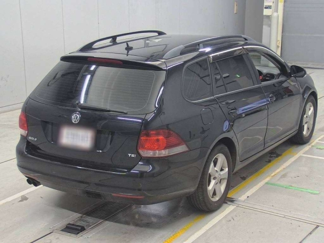 VOLKSWAGEN GOLF VARIANT 2010