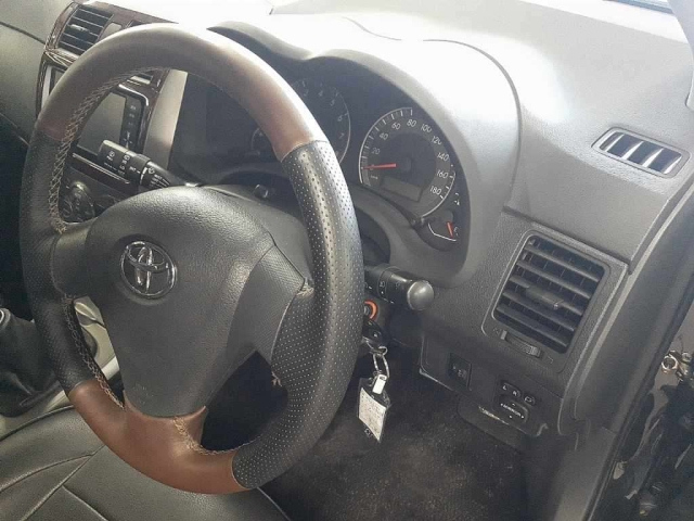 TOYOTA COROLLA FIELDER 2011