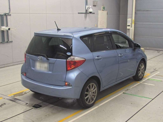 TOYOTA RACTIS 2012