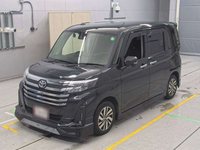 TOYOTA ROOMY 2022
