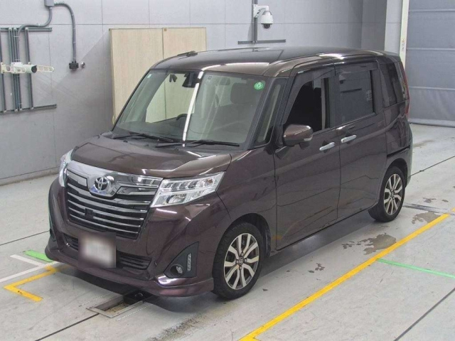 TOYOTA ROOMY 2016