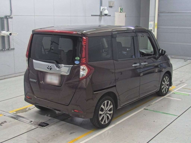 TOYOTA ROOMY 2016