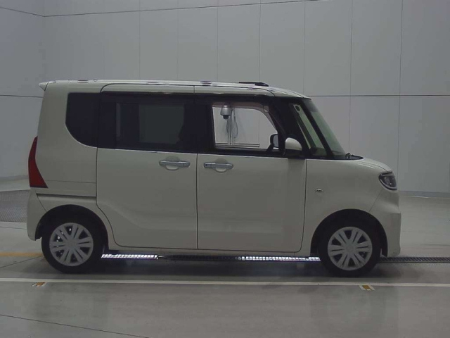 DAIHATSU TANTO 2020
