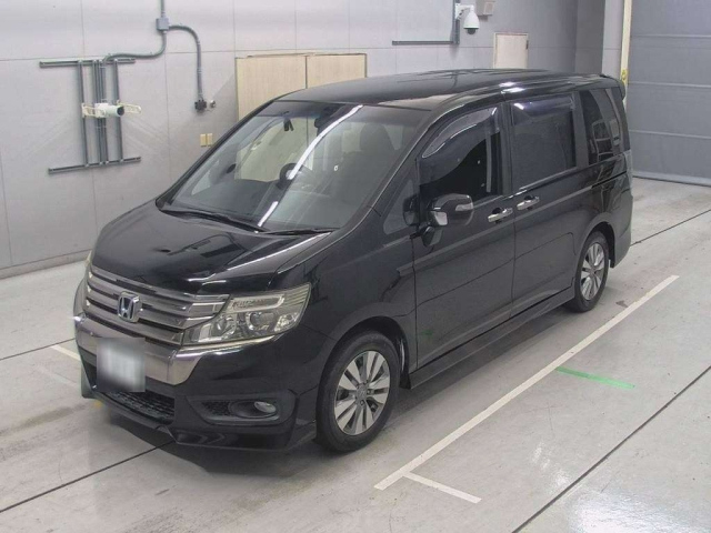 HONDA STEP WAGON 2013