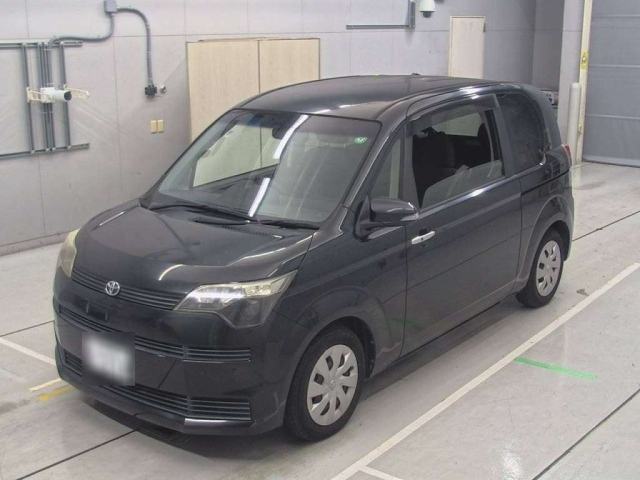 TOYOTA SPADE 2012