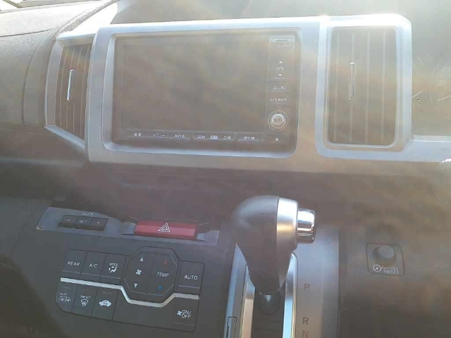 HONDA STEP WAGON 2013