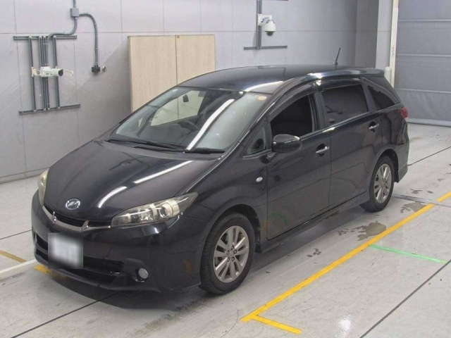 TOYOTA WISH 2012