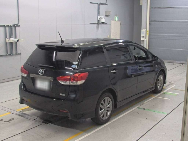 TOYOTA WISH 2012