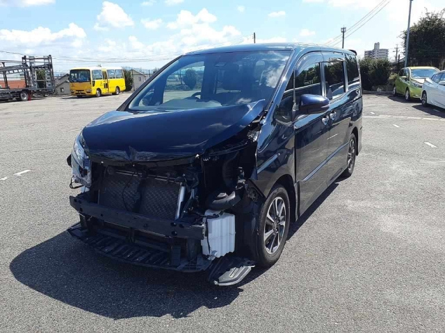 TOYOTA NOAH 2019