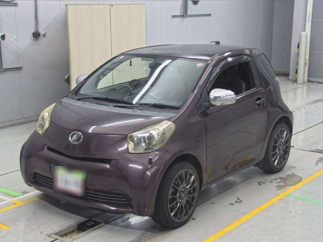 TOYOTA IQ 2010
