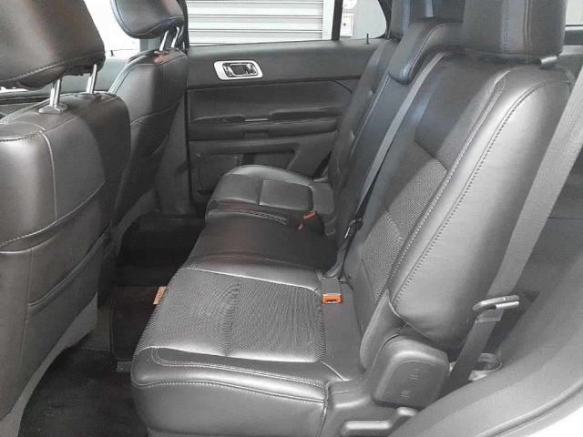 FORD EXPLORER 2012