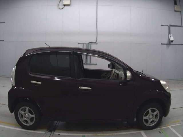 TOYOTA PASSO 2010