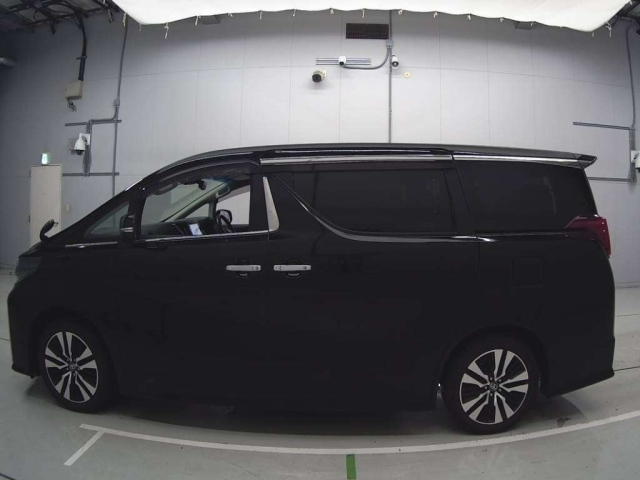 TOYOTA ALPHARD 2021