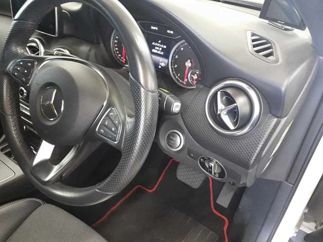 MERCEDES BENZ A CLASS 2015