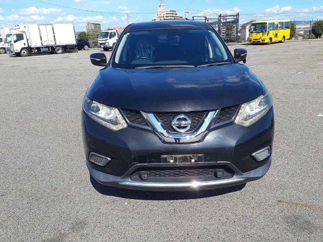 NISSAN X-TRAIL 2015