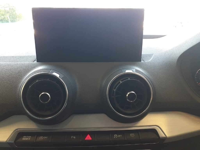 AUDI Q2 2018