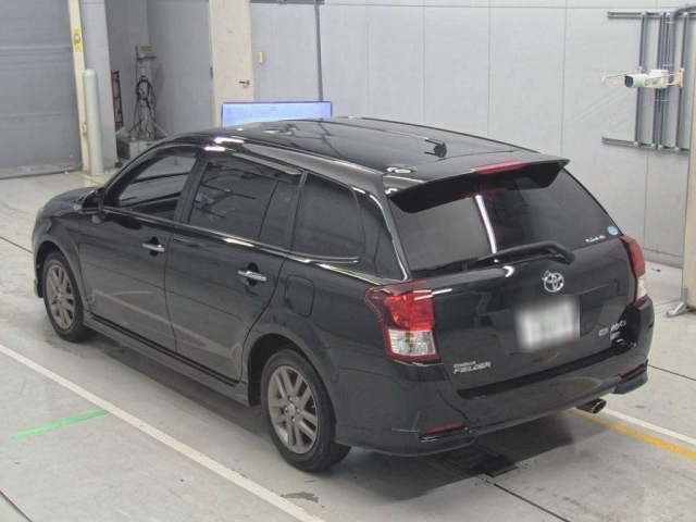TOYOTA COROLLA FIELDER 2014