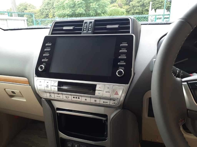 TOYOTA LAND CRUISER PRADO 2023