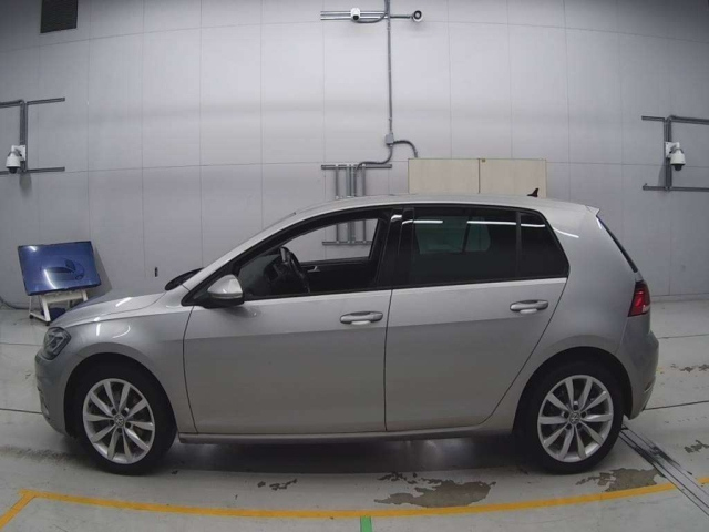 VOLKSWAGEN GOLF 2018