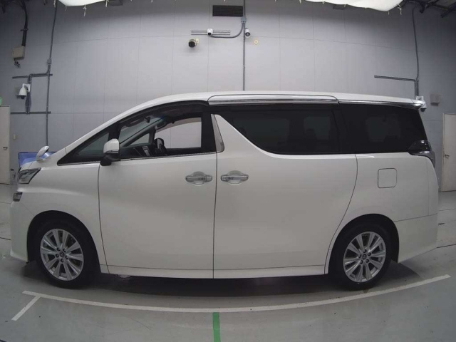 TOYOTA VELLFIRE 2015