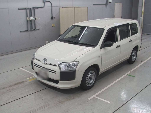 TOYOTA PROBOX 2018