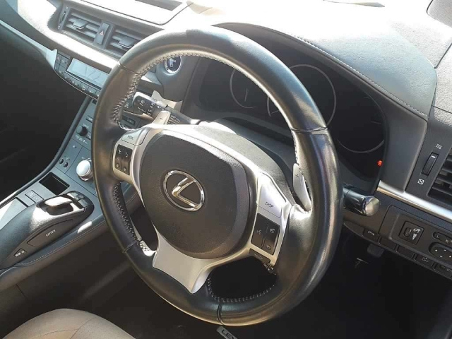 LEXUS CT 2012