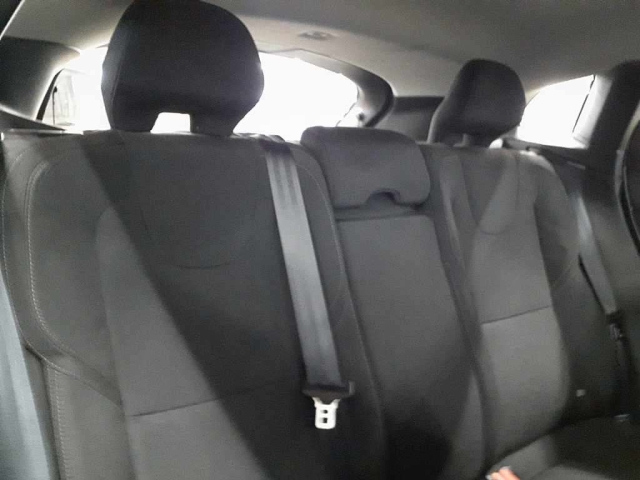 VOLVO V40 2015