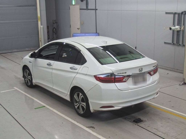 HONDA GRACE 2015