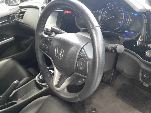 HONDA GRACE 2015