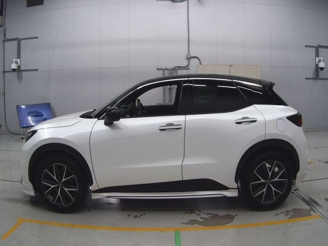 LEXUS LBX 2024