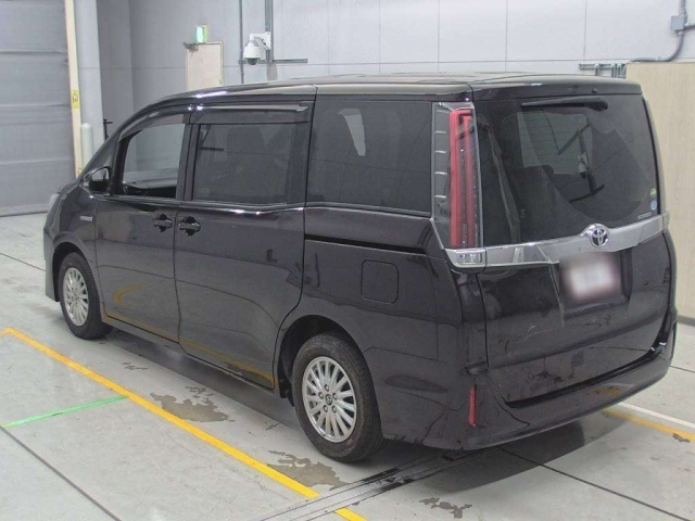 TOYOTA NOAH 2019