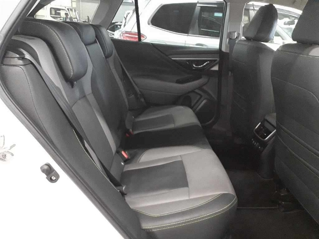 SUBARU LEGACY OUTBACK 2023