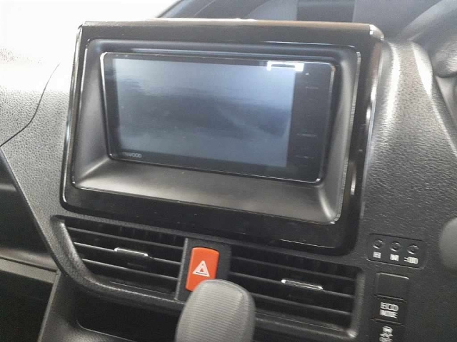 TOYOTA NOAH 2019