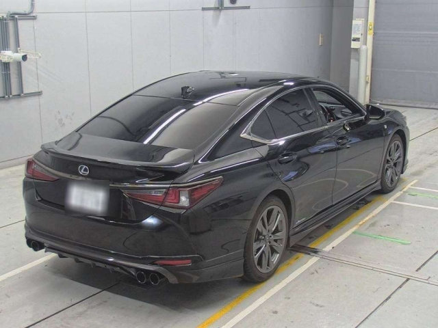 LEXUS ES 2019