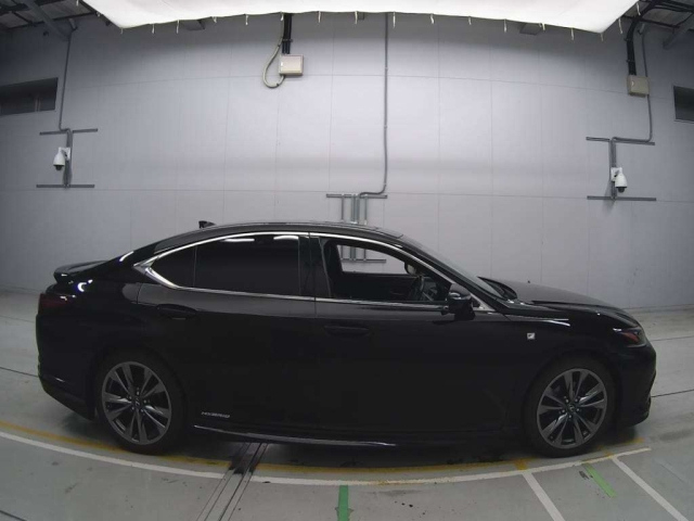LEXUS ES 2019