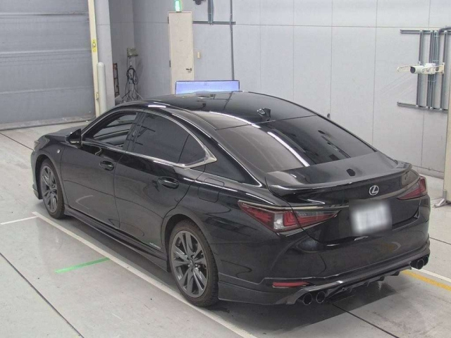 LEXUS ES 2019