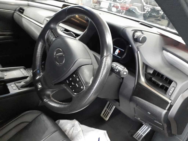 LEXUS ES 2019