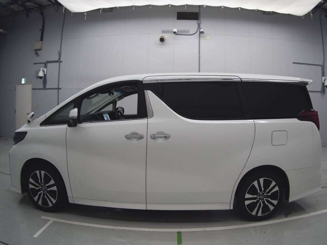 TOYOTA ALPHARD 2021