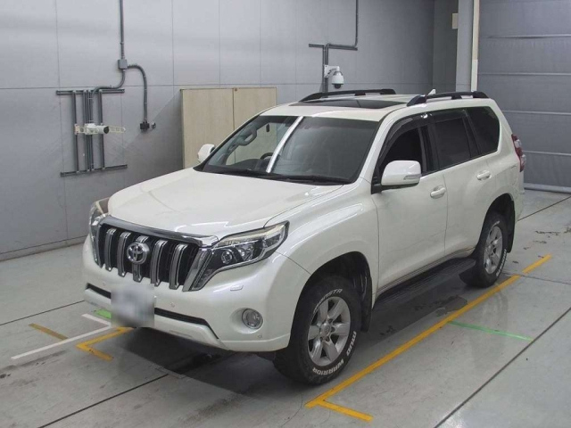 TOYOTA LAND CRUISER PRADO 2016
