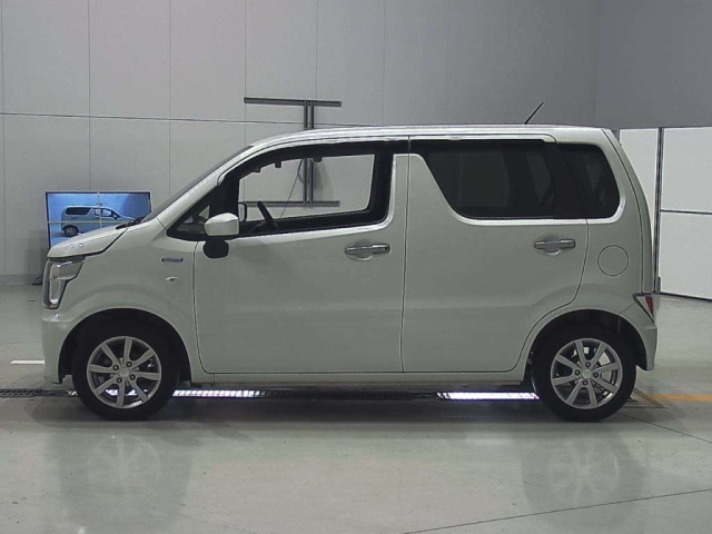 SUZUKI WAGON R 2020