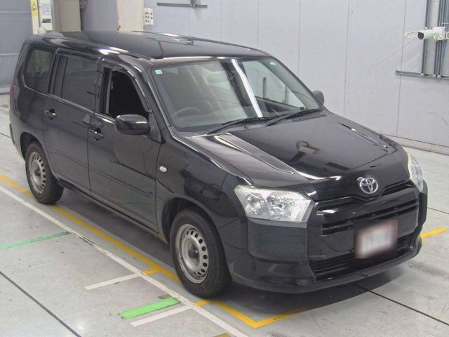 TOYOTA PROBOX 2018
