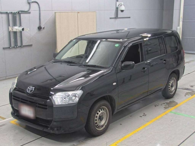 TOYOTA PROBOX 2018