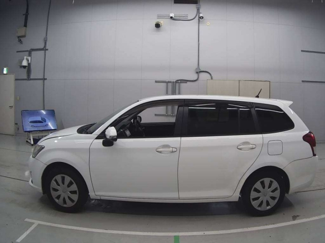 TOYOTA COROLLA FIELDER 2013