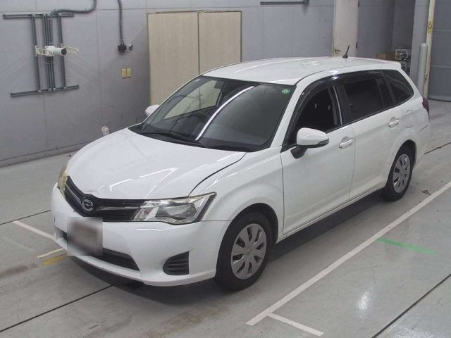 TOYOTA COROLLA FIELDER 2013