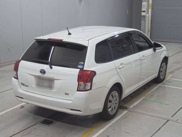 TOYOTA COROLLA FIELDER 2013